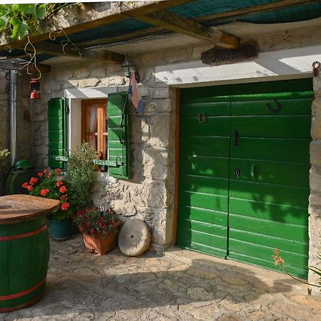 Marcelovi Dvori Bed & Breakfast Pirovac Luaran gambar