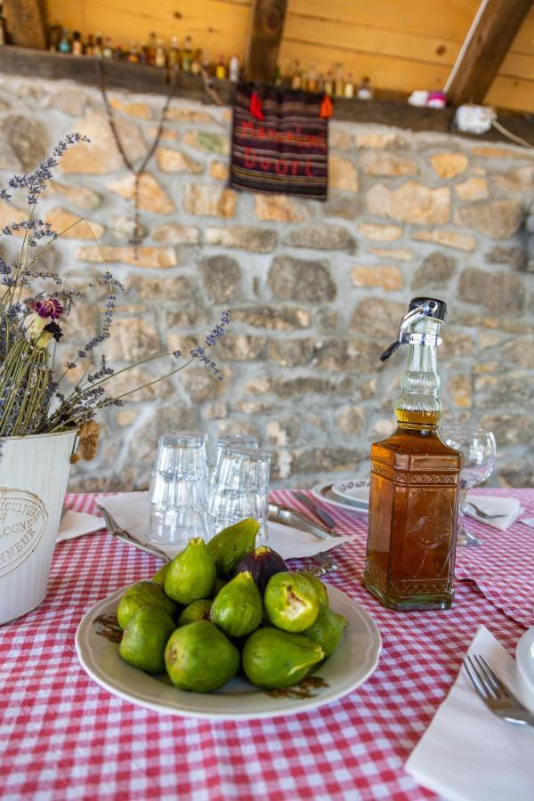 Marcelovi Dvori Bed & Breakfast Pirovac Luaran gambar