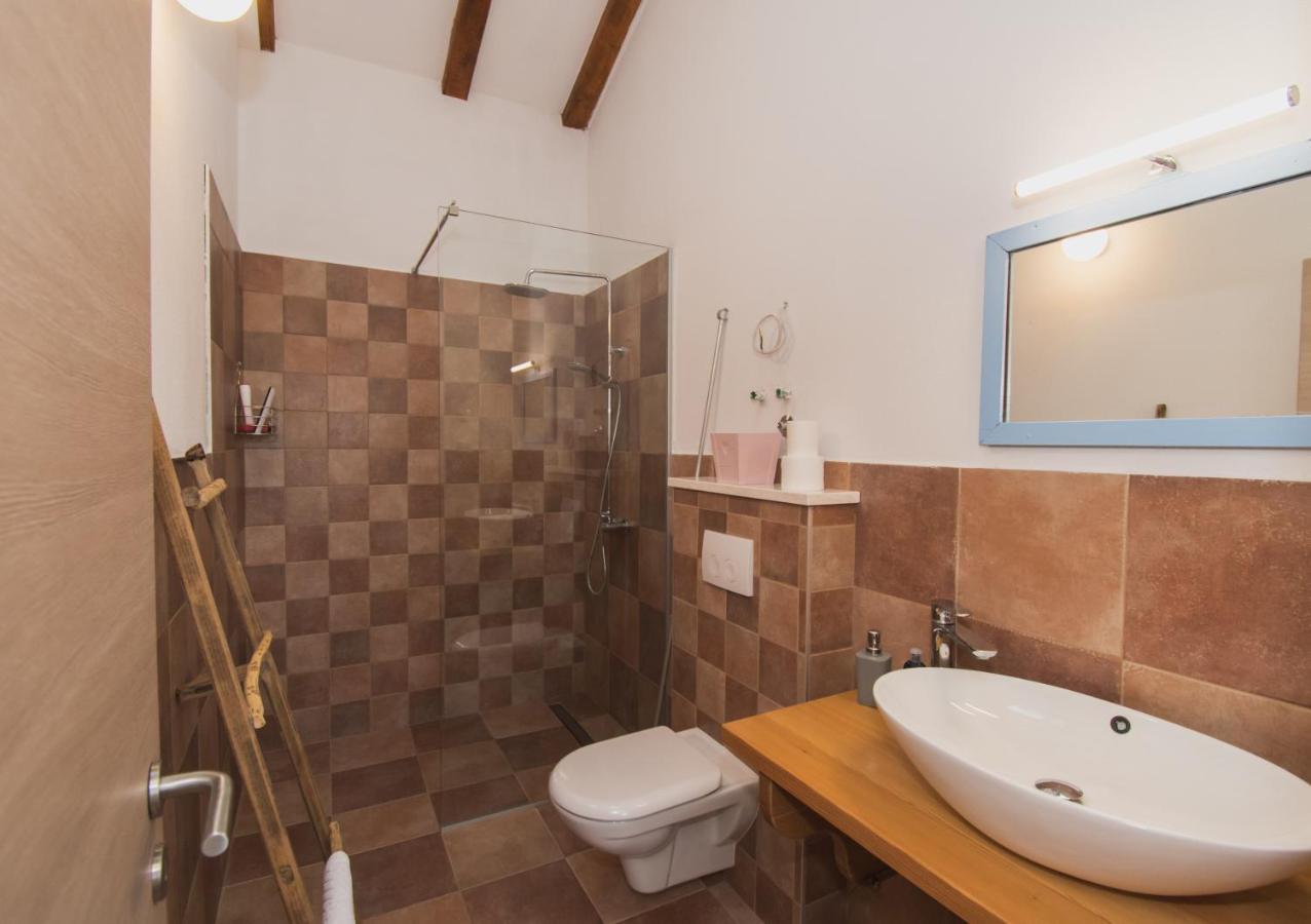 Marcelovi Dvori Bed & Breakfast Pirovac Luaran gambar