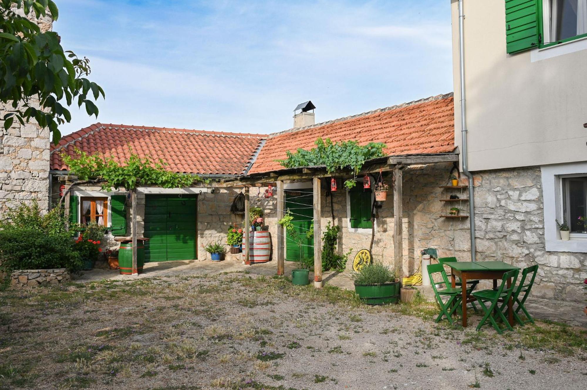 Marcelovi Dvori Bed & Breakfast Pirovac Luaran gambar